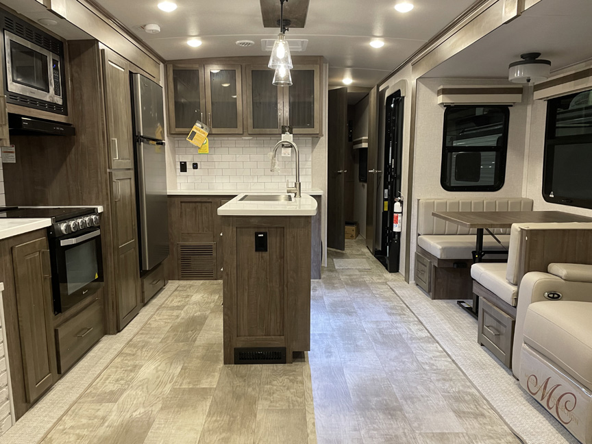 2023-rockwood-signature-8337rl-travel-trailer